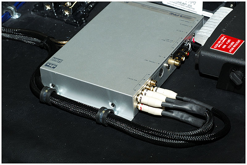 Installing RCA connecters