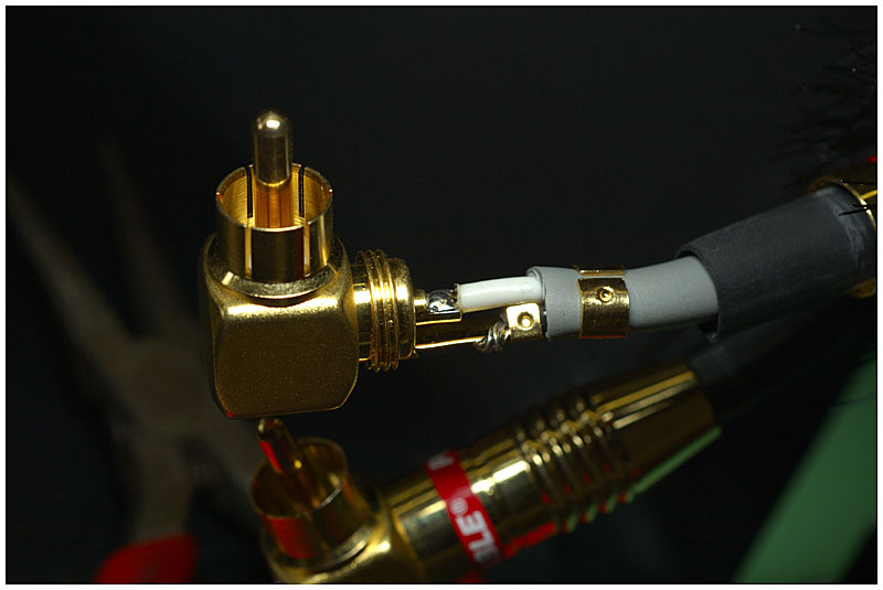 Installing RCA connecters